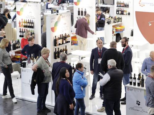 novost dizeldorf je do sutra svetska prestonica vina vinski magazin vino fino