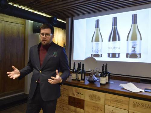 novost dragojlovićeva premijera rogoz husar i kolodar vinski magazin vino fino