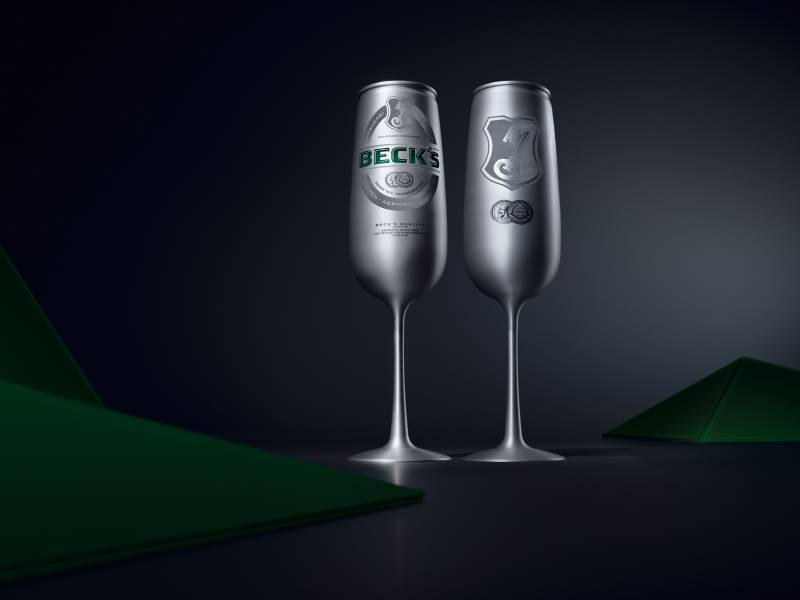 novost becks napravio limenku u obliku čaše za šampanjac vinski magazin vino fino
