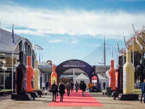 novost Četvrti wine vision by open balkan - najbolji do sada vinski magazin vino fino