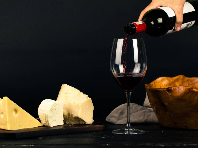 novost crveno vino i sir čuvaju mozak od demencije vinski magazin vino fino