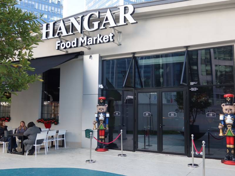 novost hangar food market slavi prvi rođendan vinski magazin vino fino