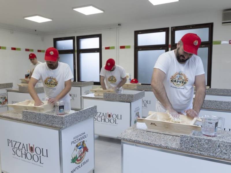 novost otvorena prva škola za pica majstore u srbiji vinski magazin vino fino
