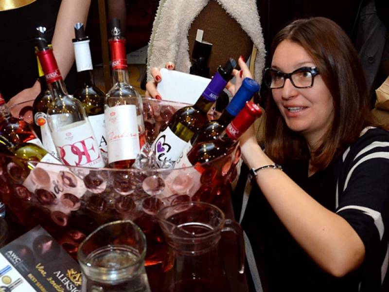 novost pet stotina etiketa na 13 beogradskom salonu vina vinski magazin vino fino