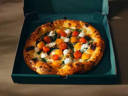 restoran nedelje restoran nedelje crust pizza bar vinski magazin vino fino