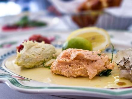 restoran nedelje restoran nedelje malo ribarsko selo vinski magazin vino fino