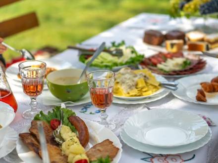 restoran nedelje restoran nedelje perkov salaš vinski magazin vino fino