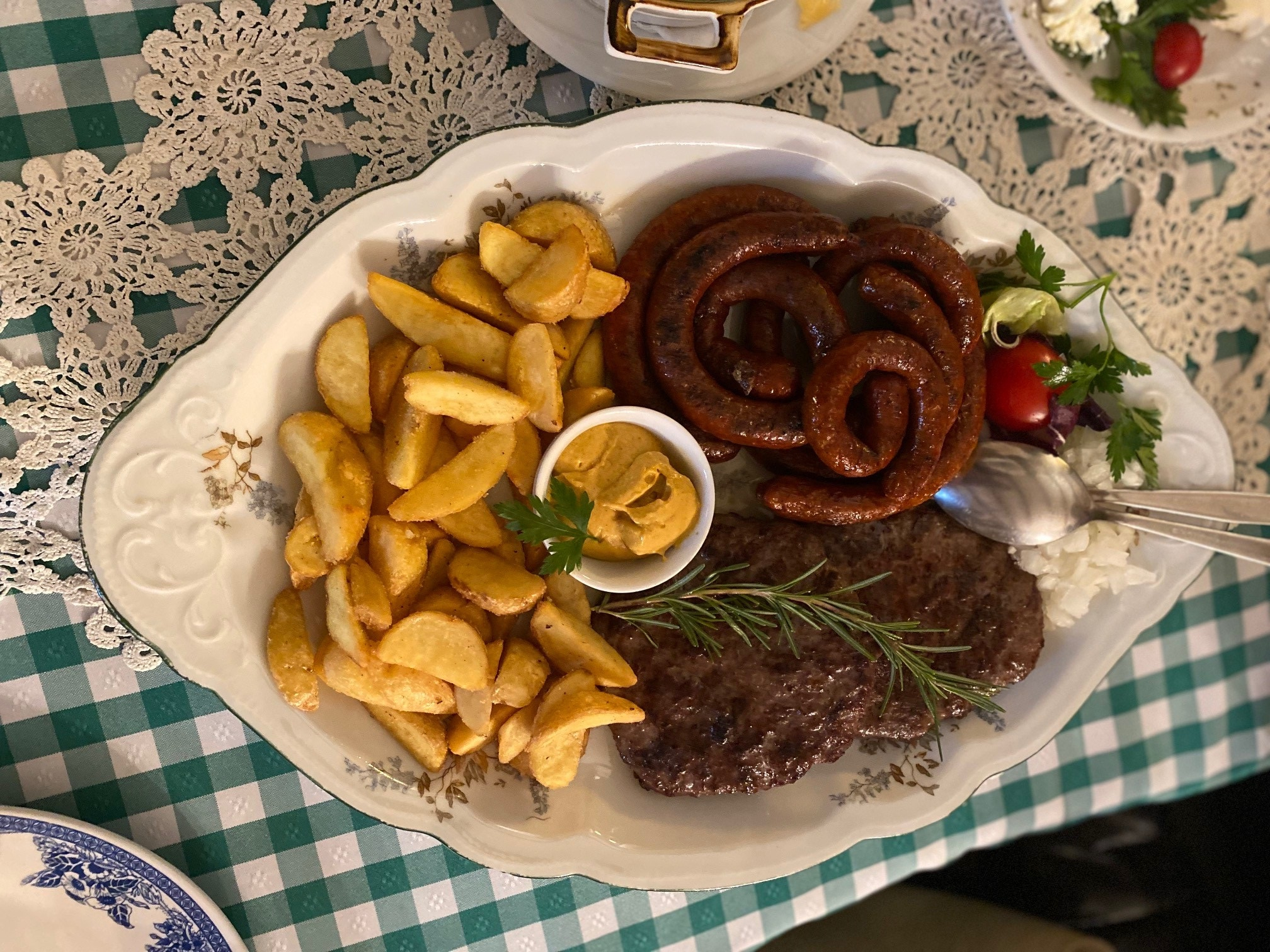 restoran nedelje trofej vinski magazin vino fino