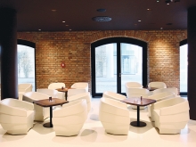 restoran omb larder lounge hotel radisson blu vinski magazin vino fino