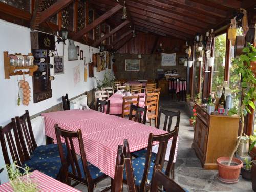 restoran kafana dukat vinski magazin vino fino