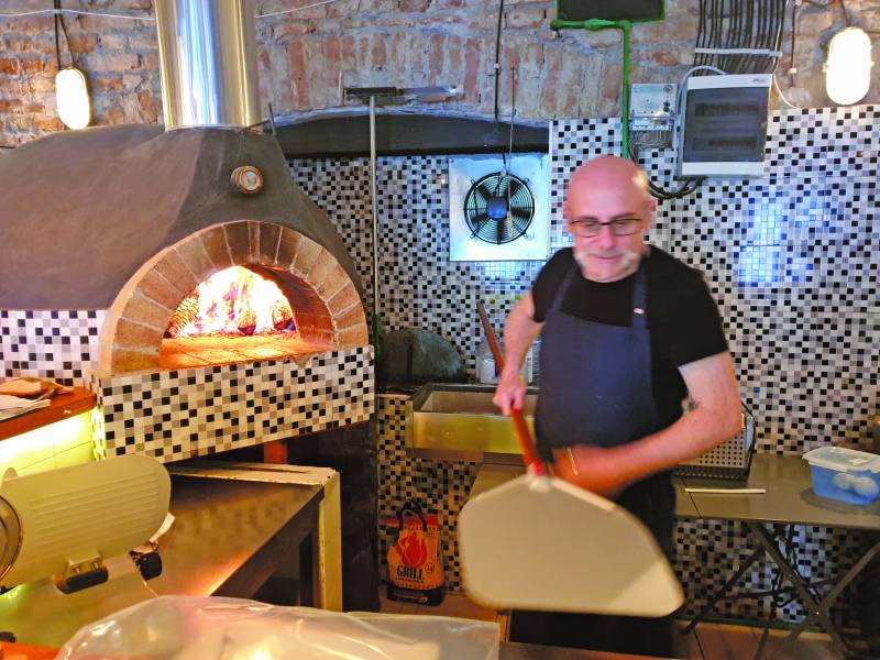 restoran kingash pinsa bar vinski magazin vino fino