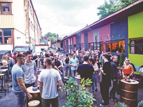 restoran svaštara concept bar vinski magazin vino fino