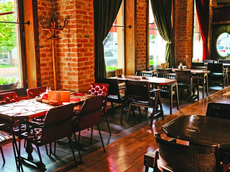 restoran uprava 1927 vinski magazin vino fino