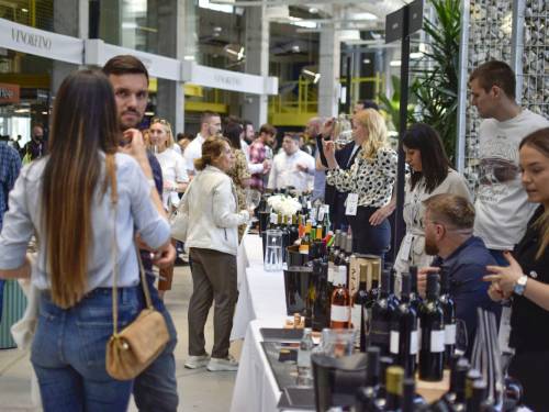 novost outstanding wine show dan prvi spektakl aroma i znanja vinski magazin vino fino