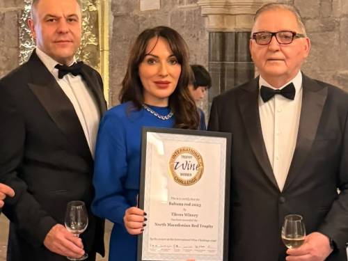 novost nagrada na iwc za babuna red 2023 vinski magazin vino fino