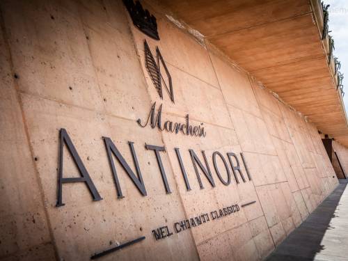 izdvojeno ukradeno 30000 boca vrhunskih vina antinori vinski magazin vino fino
