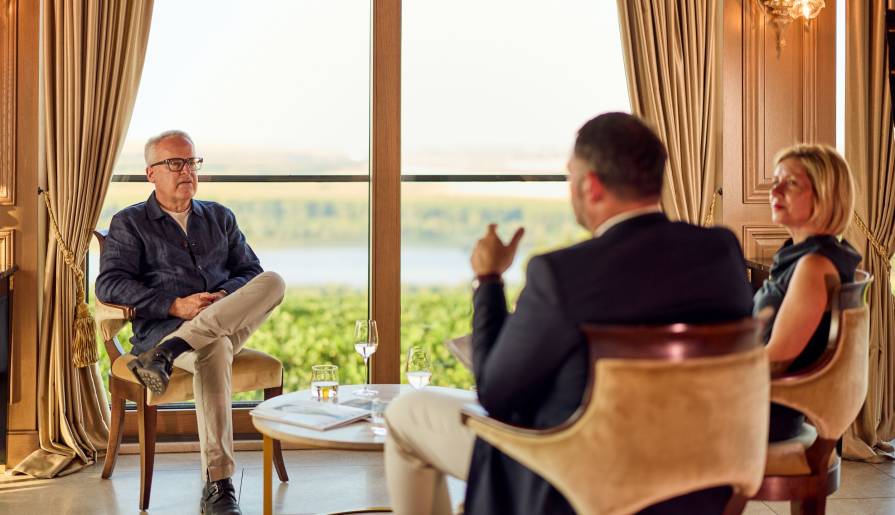 izdvojeno ekskluzivni intervju sa džejmsom saklingom vinski magazin vino fino