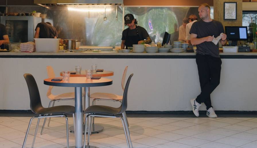 izdvojeno kraj rada za geum bistro vinski magazin vino fino