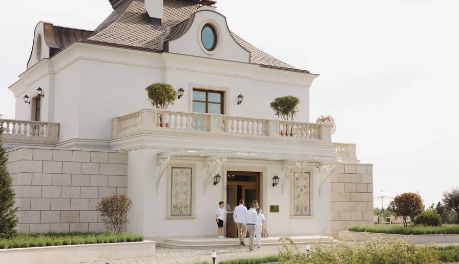 izdvojeno la gora dovodi solaiju nibbio i matarocchio za isti sto sa vinima sa fruške gore vinski magazin vino fino