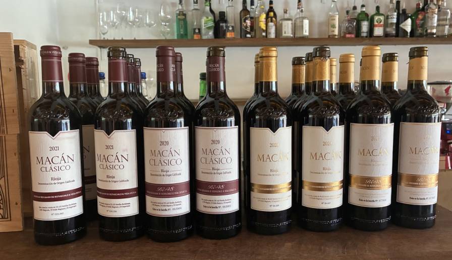 izdvojeno macan i oremus elegancija dva teroara vinski magazin vino fino