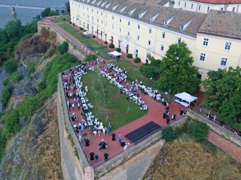 novost dođite na petrovaradinsku tvrđavu da probamo grašce vinski magazin vino fino