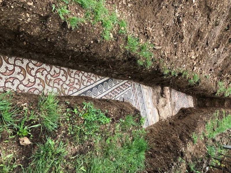 novost ispod vinograda otkriven očuvan rimski mozaik vinski magazin vino fino