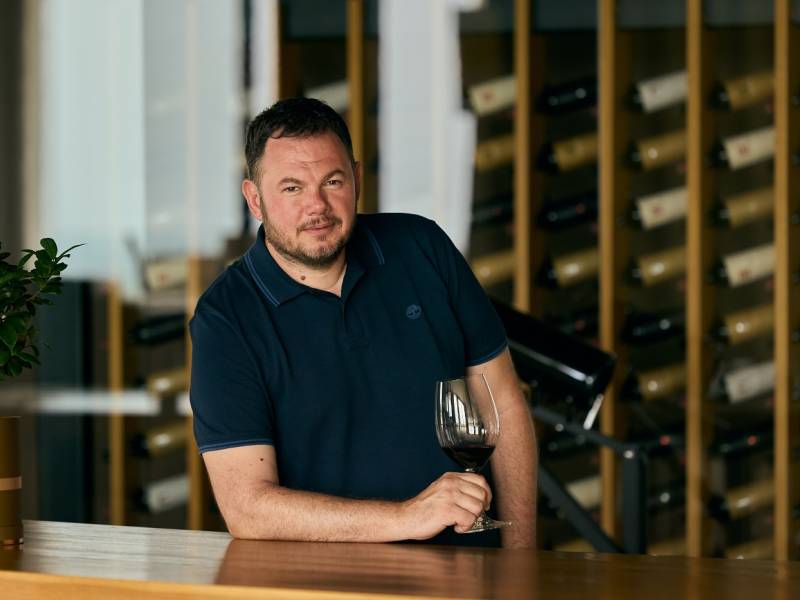 novost ogledalce ogledalce ko je najlepši na svetu vinski magazin vino fino