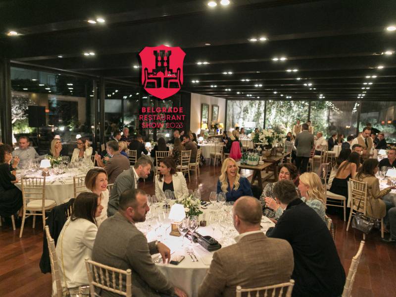 novost predstavljena humanitarna večera 5 star dinner vinski magazin vino fino
