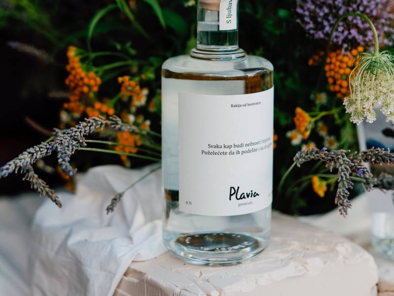 novost predstavljena prva rakija od borovnice u srbiji vinski magazin vino fino