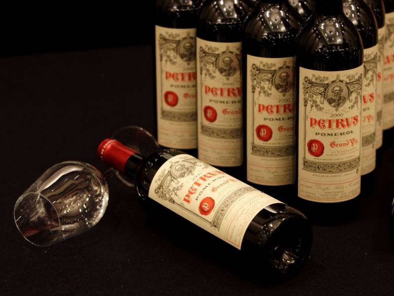 novost stranputicom do petrusa vinski magazin vino fino