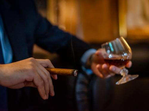 novost u beogradu je otvoren gentlemans lounge vinski magazin vino fino