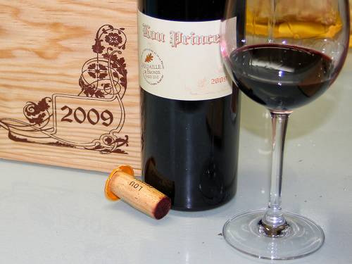 novost u modi je crno vino ne crveno već zaista crno vinski magazin vino fino