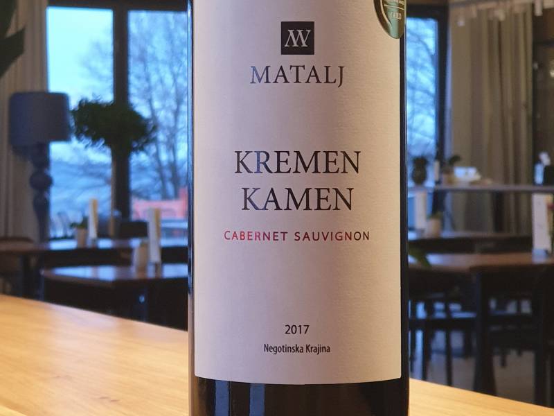 novost veliki kaberne sovinjon iz negotinske krajine vinski magazin vino fino