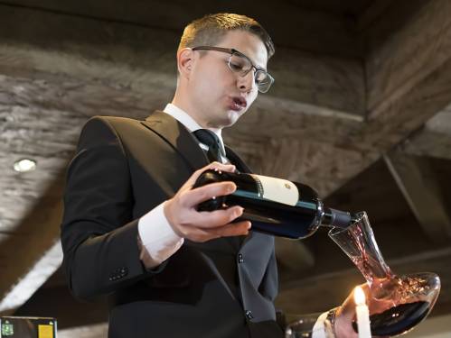 novost vuk vuletić na svetskom takmičenju somelijera vinski magazin vino fino