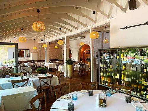 restoran avala vinski magazin vino fino